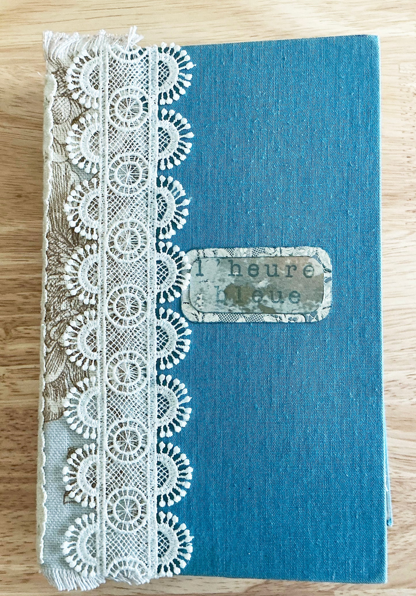 L'Heure Bleue