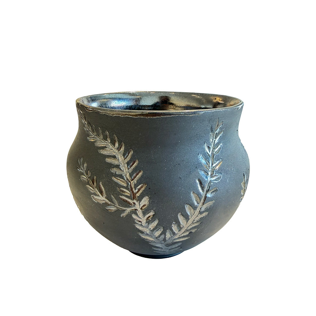 Pottery by Lindsay Railsback