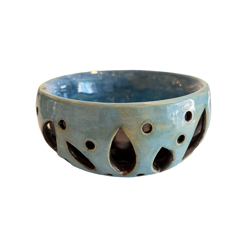 Pottery by Lindsay Railsback