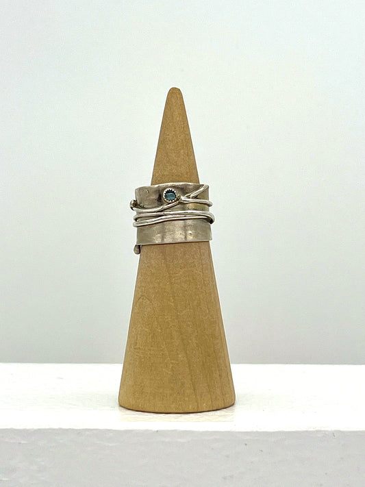 Handcrafted Ring - Fusion with 3mm Swiss Blue Topaz